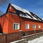 Alter Konsum בית הארחה לובן